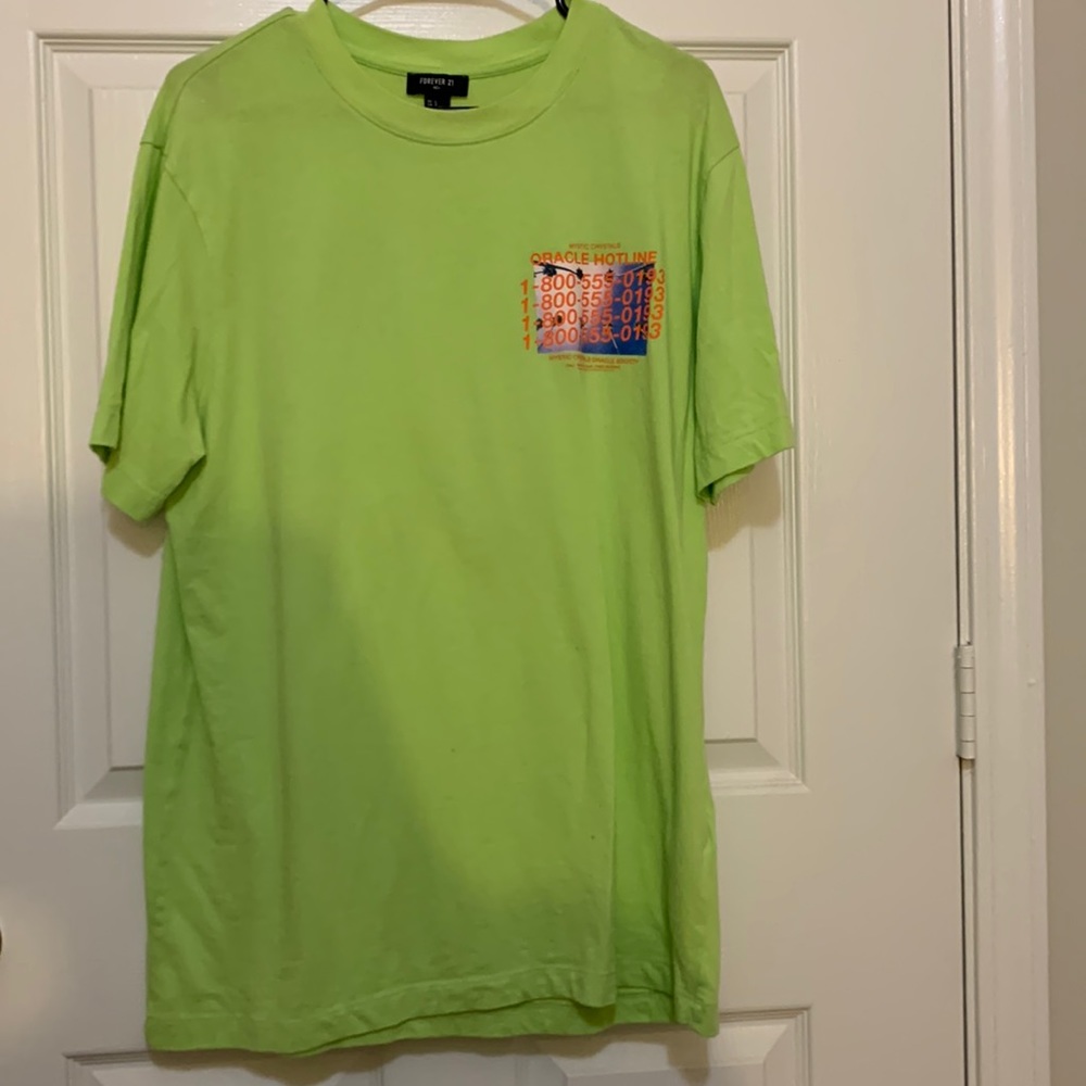 Forever 21 Men graphic t-shirt. Lime green color. Size Large